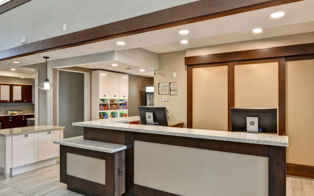 Homewood Suites Kansas City/Overland Park