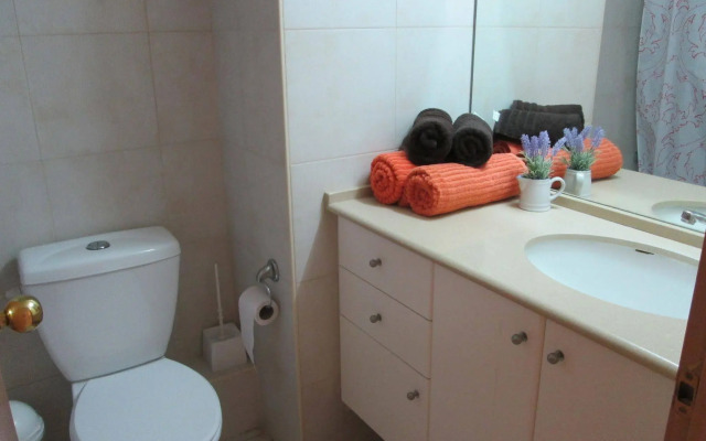 Nomi Suites