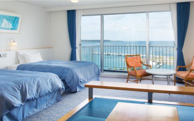 Marine Piazza Okinawa
