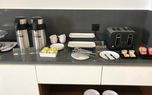 Skyla Serviced Apartments & Suites Jubilee Hills