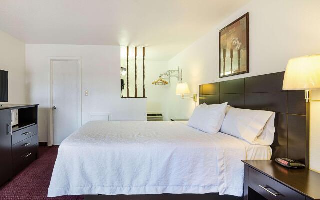 Rodeway Inn