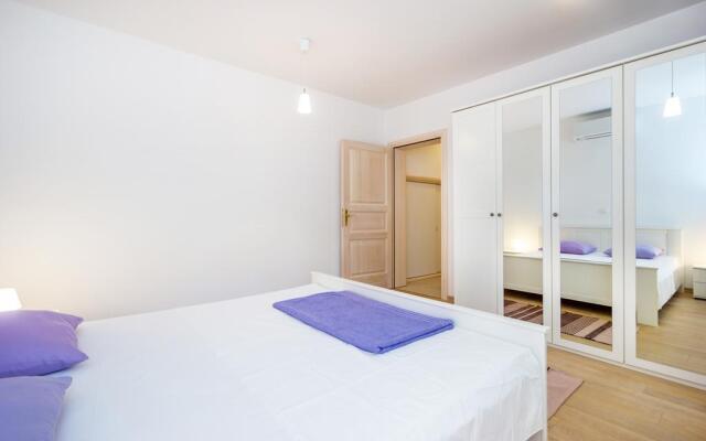 Apartment Barbina Kaštelina
