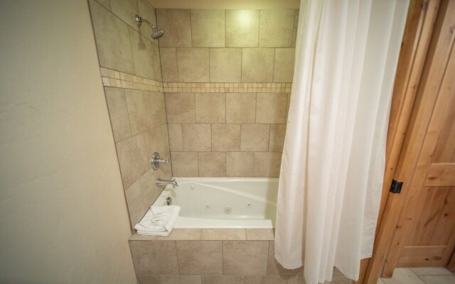 Settlers Creek 6500