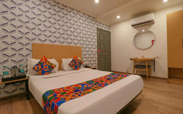 FabHotel Chattarpur Enclave
