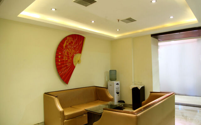 OYO Premium Allahabad Civil Lines