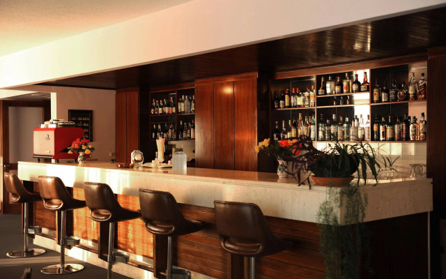 Delfinia Hotel & Bungalows