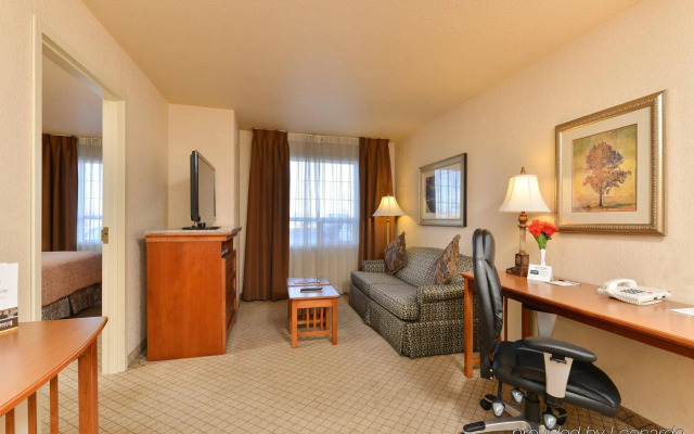 Staybridge Suites Calgary Airport by IHG