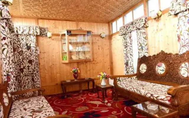 California Houseboats