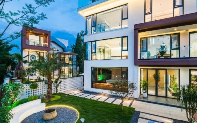 Guiyin Qingcheng Villa · Valley Garden Private Hot Spring Detached Villa