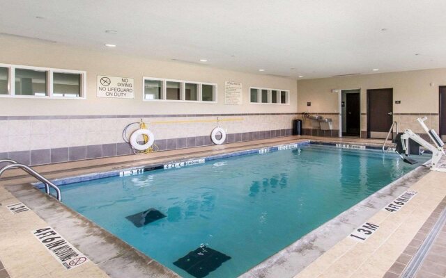 Comfort Inn & Suites Oklahoma City West - I-40