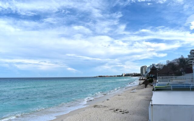 Brisas Beachfront Studios In Hotel Zone