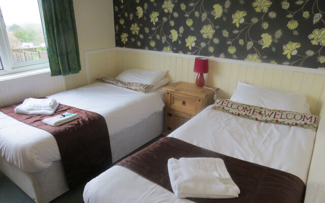 Sandown Manor