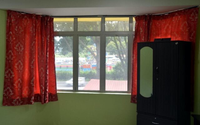 Hotel Bajet Pulai