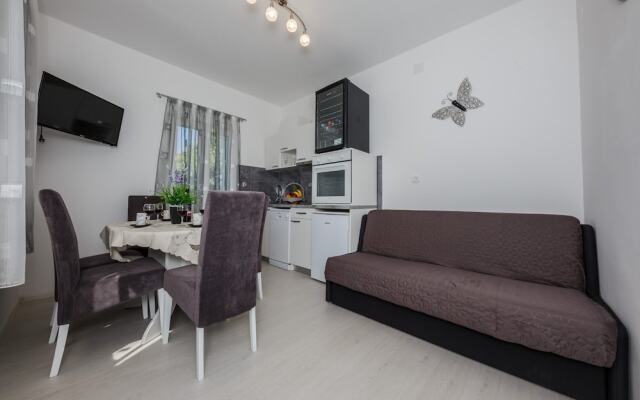 Luxury Private Villa Complex With Pool and Jacuzzi