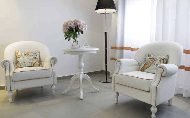 Avaton Luxury Beach Resort - Relais & Chateaux