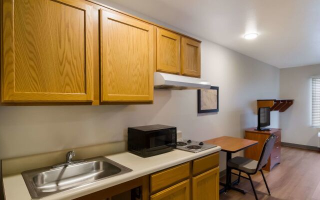WoodSpring Suites Jacksonville East 295 Cruise Port