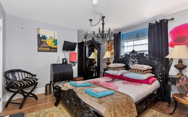 Mama's Inn Boutique Guest House