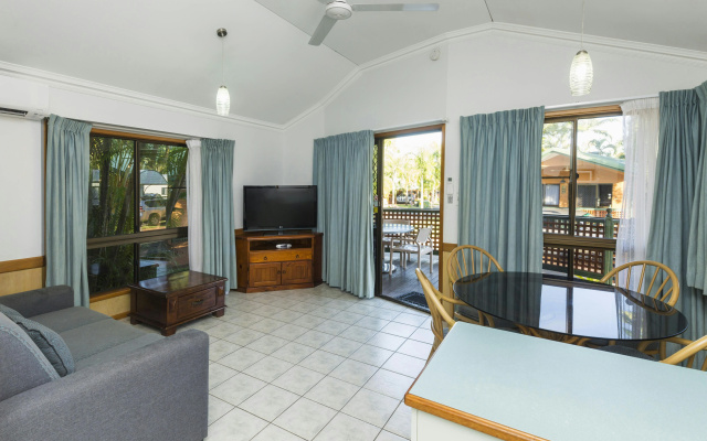 Cairns Coconut Holiday Resort – Guest Rooms – Cairns