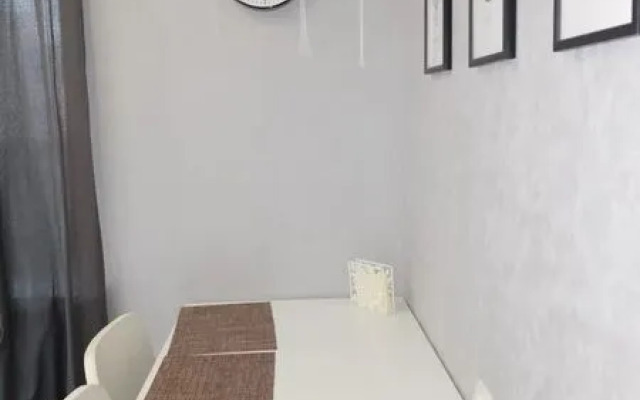 Апартаменты Домашний очаг на улице Лазурная д. 31