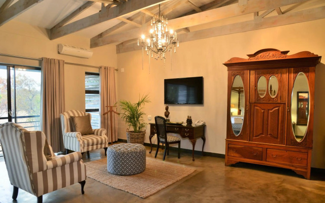 Bushveld Terrace Safari Hotel, Lodge & Spa