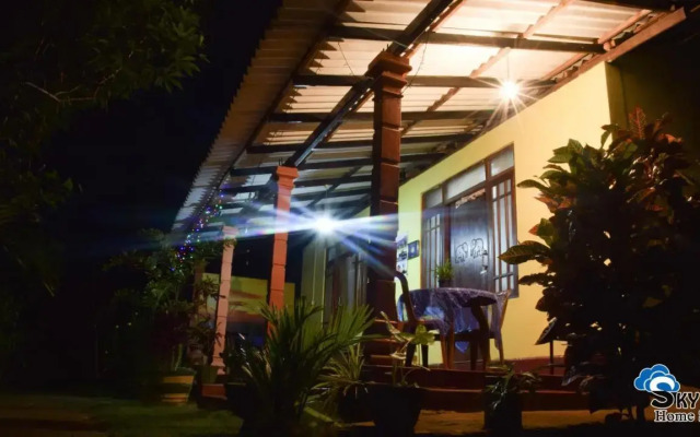 Sigiri Sky Home & Tree House