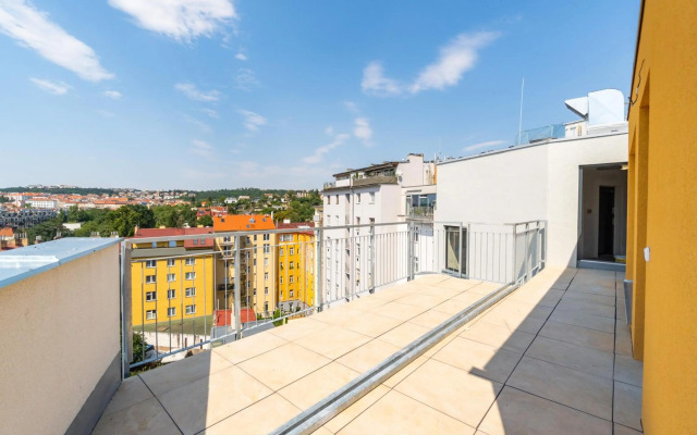 Penthouse with panoramic city view in Elite Rezidence