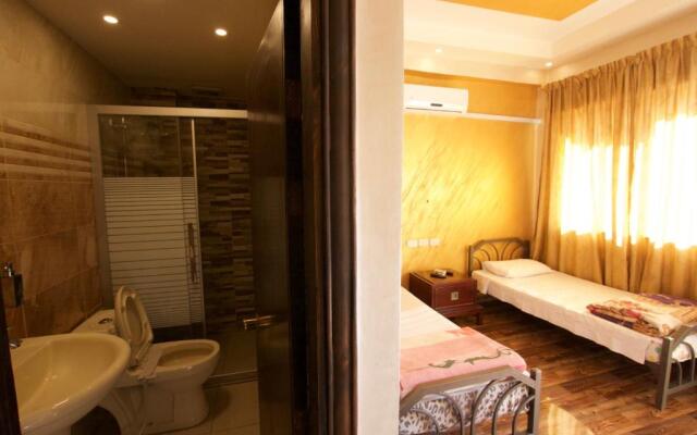 Erasmus Student House By Sunrise Hostel