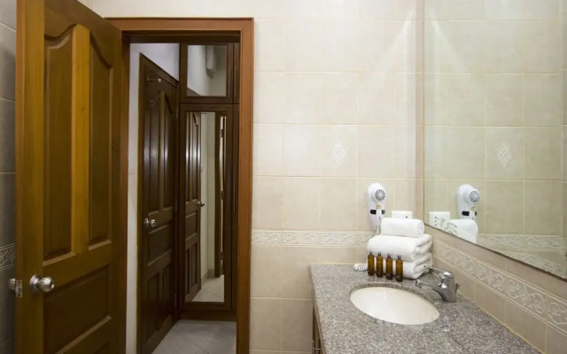 Avoca Pool Villas