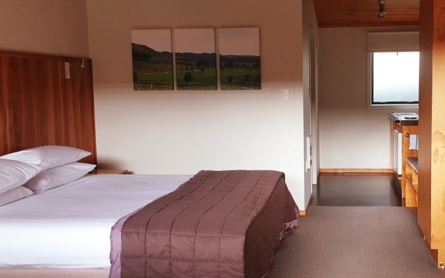 Waitomo Lodge Motel – Guest Rooms – Te Kuiti