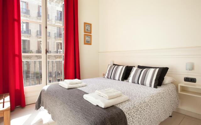 GAUDIR 1 · Apartment next to Pg de Gracia