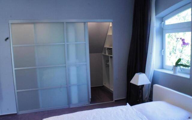 Duesternbrooker-Villa