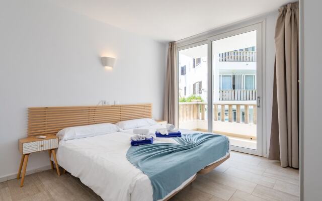 Orange Colom Seaside Apartments
