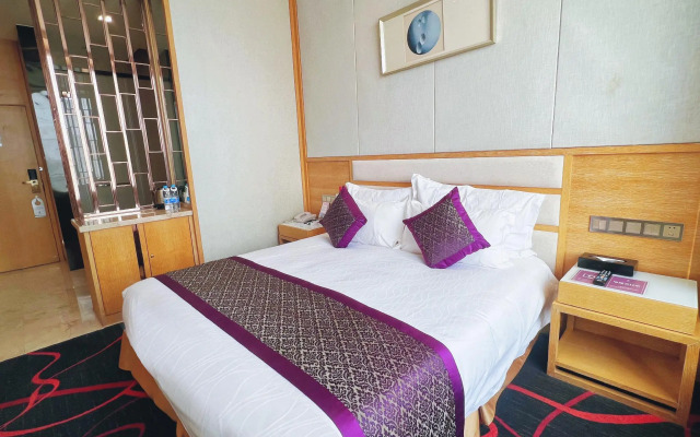 Qingdao Sophia International Hotel