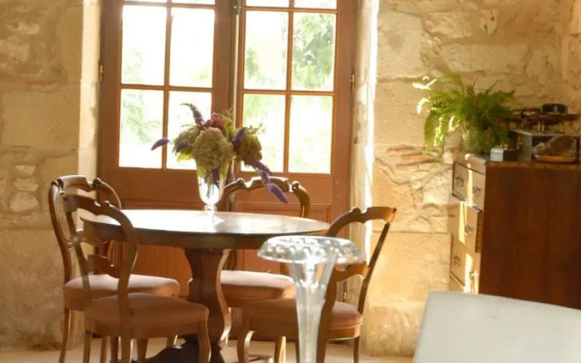 Chambres dHôtes La Bastide des Trémières