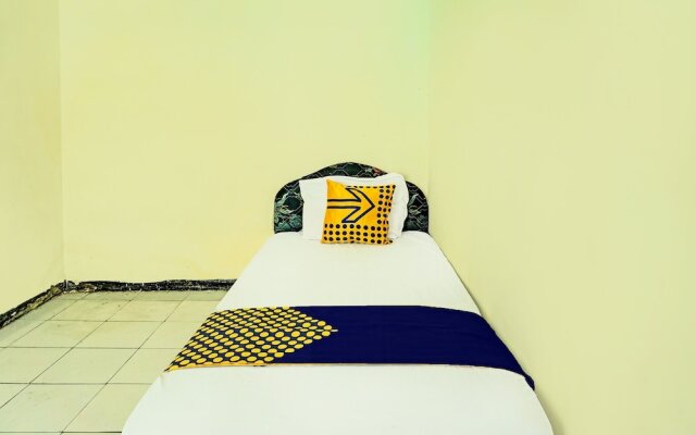SPOT ON 92400 Dhaha Penginapan House Syariah