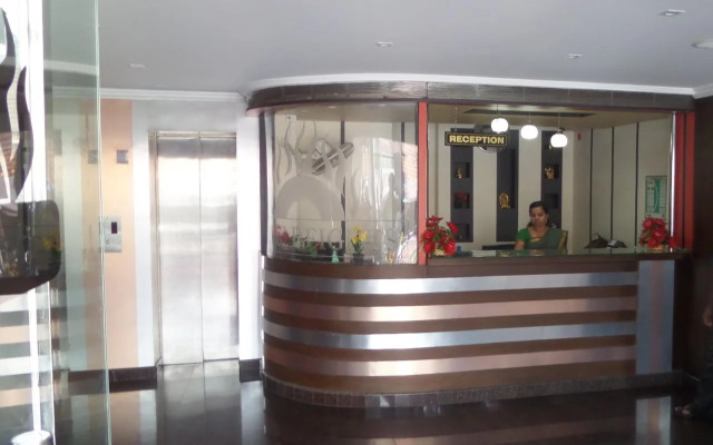 Hotel Revis Heights