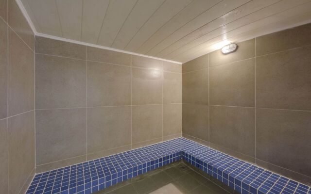 Residence 105 Hotel & Apartment