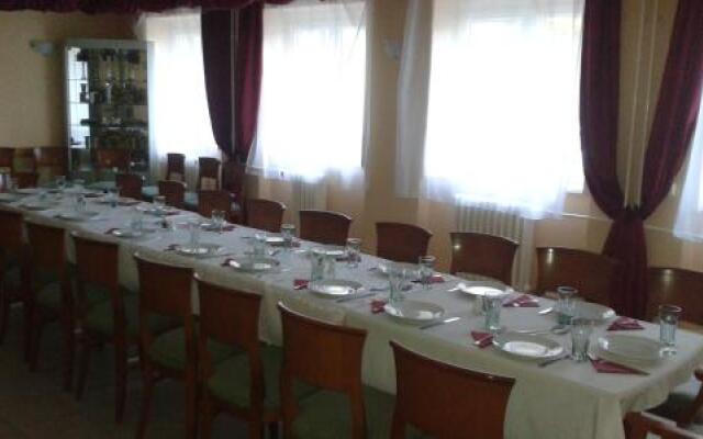 Fremon Munkásszálló