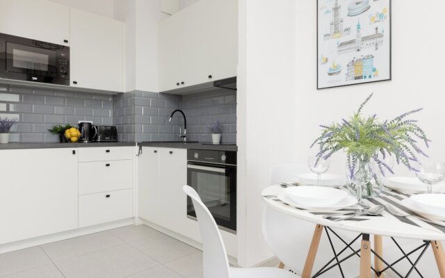 Pet-friendly Prymasa Warsaw by Renters