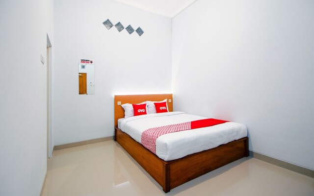 Permana Guesthouse Syariah by OYO Rooms