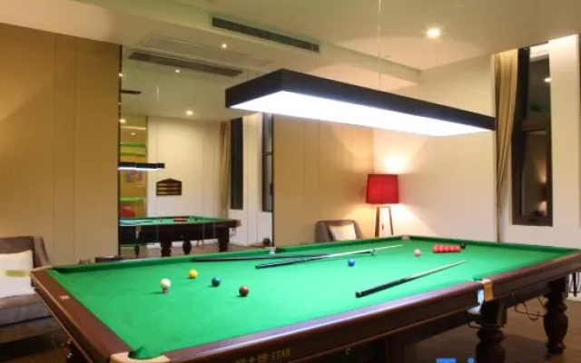Sanmenxia Feicui Lichi Hot Spring Resort Hotel