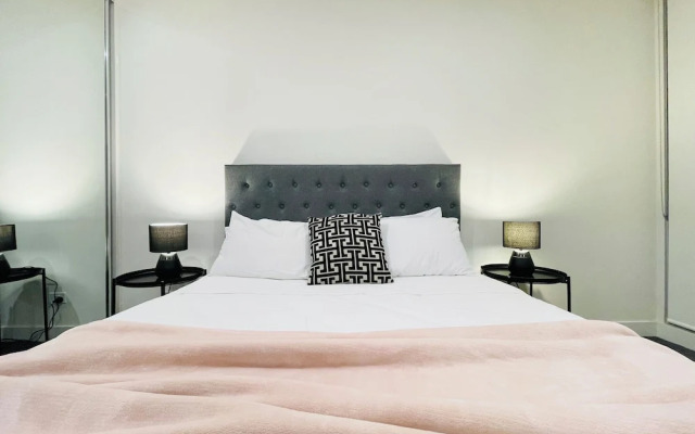 Mega Style Apartments M-City