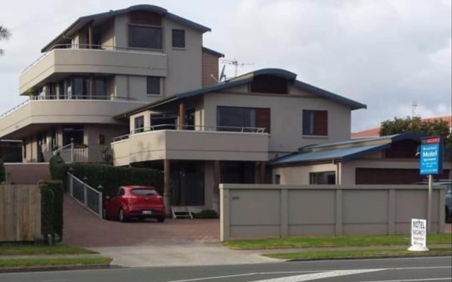 Boatshed Motel Apartments