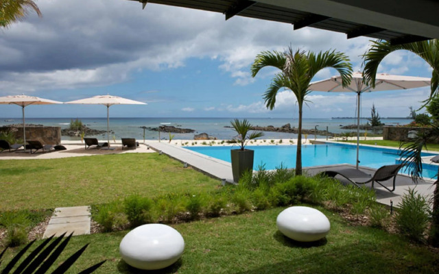 Plage Bleue Beachfront Apartments