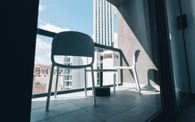 IKYK Hotel - IK Collection