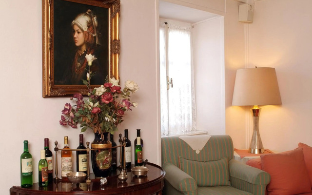 Konstantinoupolis Hotel