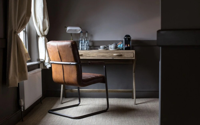 The Lion Hotel - Pub & Restaurant