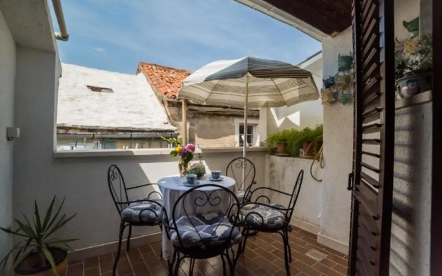 Stone House Seaside Retreat on Brač Island