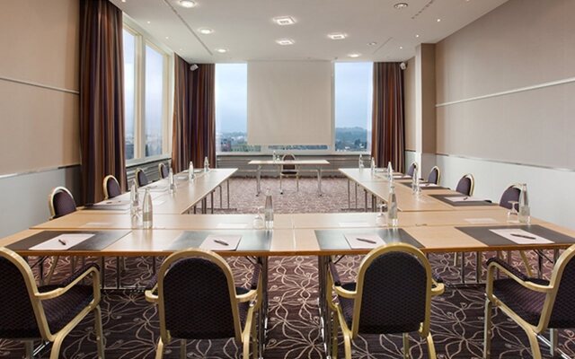 Apart-Hotel Zurich Airport