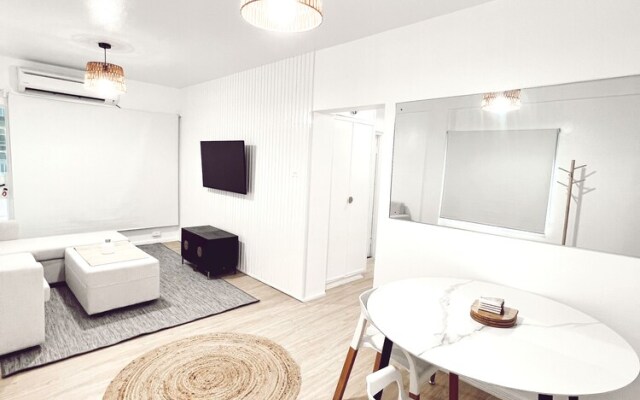 Gladstone Apartments